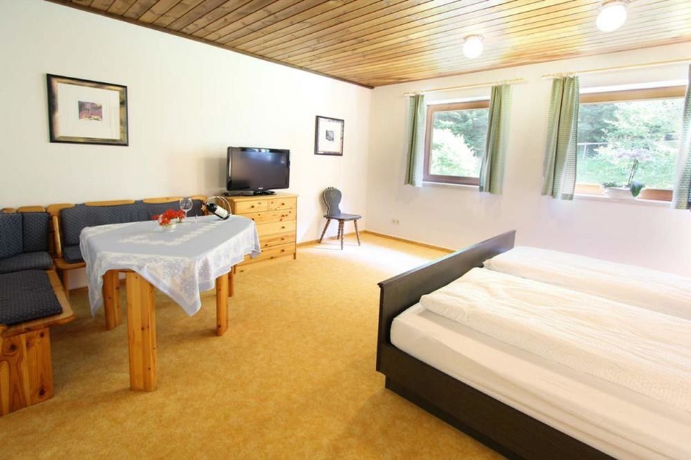 Apartament Baerenwirt Mittenwald Zewnętrze zdjęcie